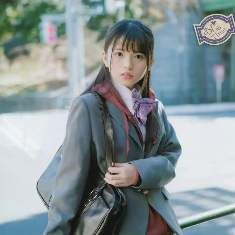 可爱小天使斋藤飞鸟甜美写真ipad桌面壁纸图片下载