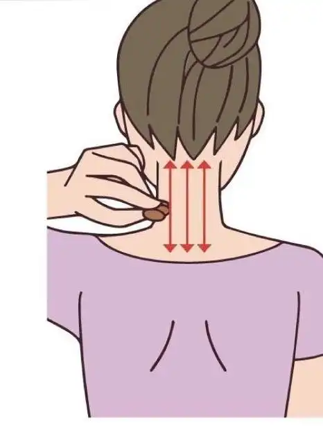 脖子好僵硬用3块钱刮痧法消除脖颈僵硬改善淋巴结阻塞