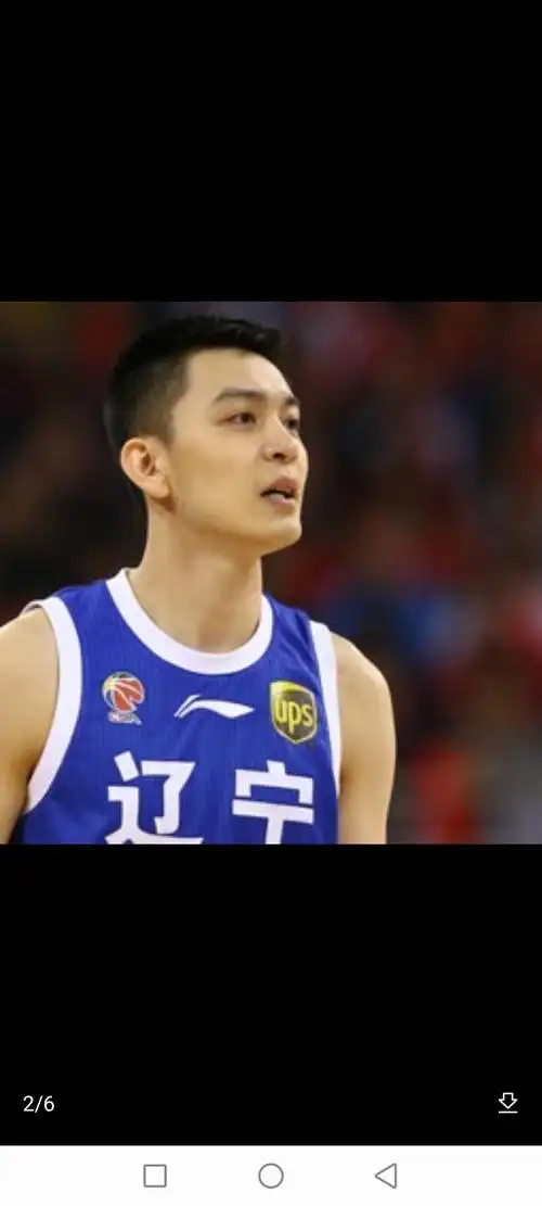 cba第一帅杨鸣的外形是不是放在娱乐圈也不输甚至很难找到稳压他的