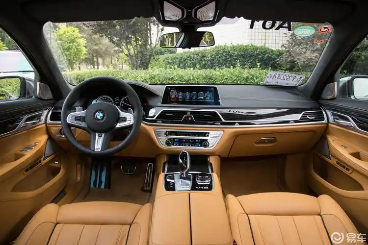【宝马7系2017款m760li xdrive内饰汽车图片-汽车图片大全】-易车