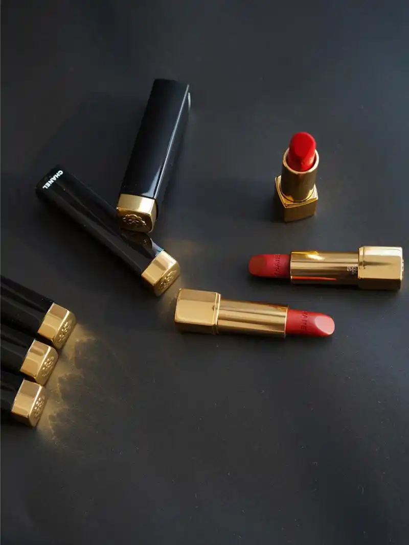 新品速递78香奈儿狮子限定唇膏我先冲了! 2021开年美貌扛把子来了!
