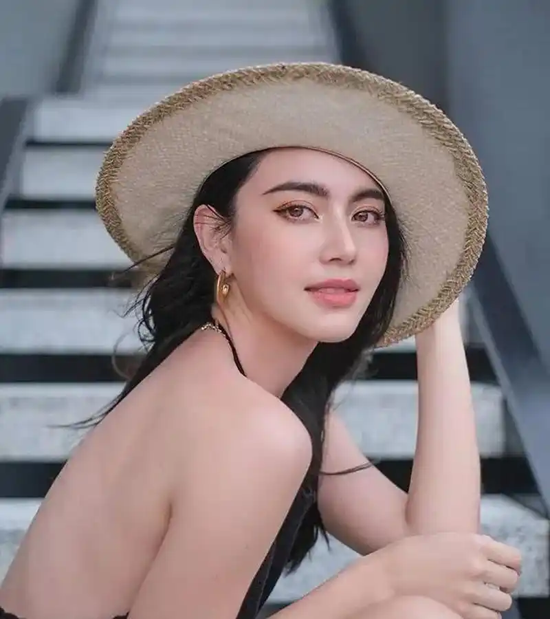 泰国女星黛薇卡·霍内(mai)的这些图片真的是很漂亮呢,人美气质好