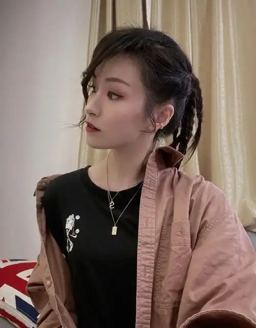 贡品腿精全是腿精每天不重样啊