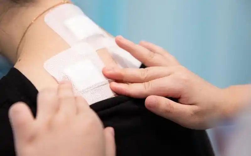 小暑过后迎三伏冬病夏治试试穴位贴敷