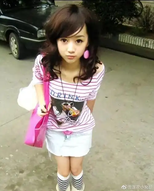 曾经统一90后qq头像的"网红鼻祖"恩典,谁还记得?她30岁长这样