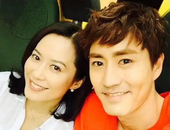 小丈夫俞飞鸿45岁颜值不减俞飞鸿女神发型大盘点