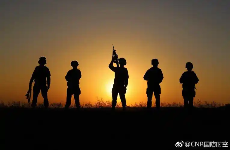 超燃!突破实战界限 锻造反恐精英