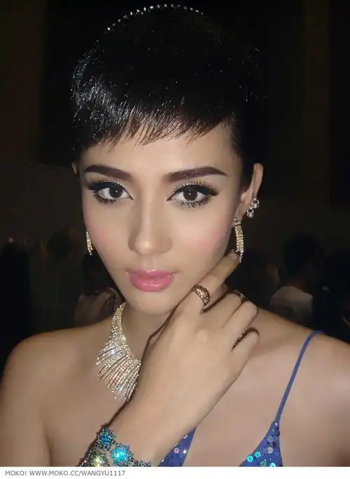 时尚美女模特王玉