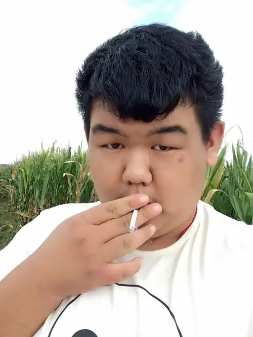 我帅不帅,我当明星好吗