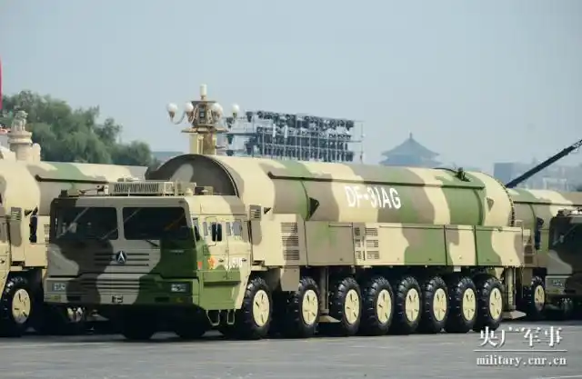 请祖国检阅|战略打击模块:东风31甲改核导弹方队