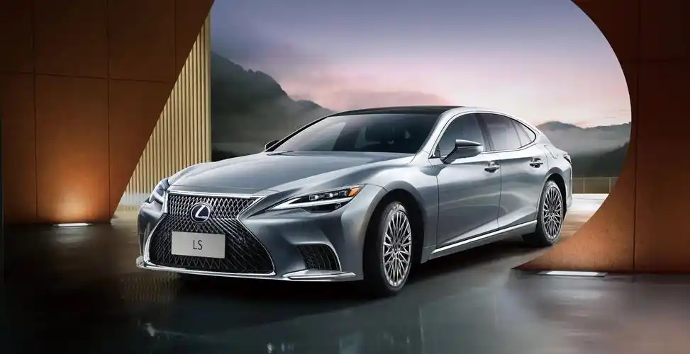 增配涨价/竞争奔驰s级,2024款雷克萨斯ls正式上市,售88.5万元起