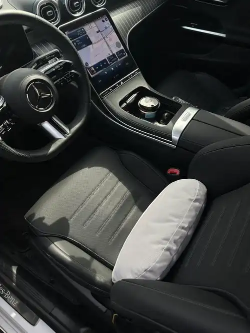 喜欢奔驰白色内饰的姐妹快进来!