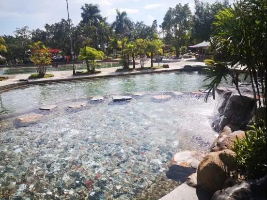 必抢爆款288元开抢江门帝都温泉度假村双人房早餐不限次温泉鱼疗周末