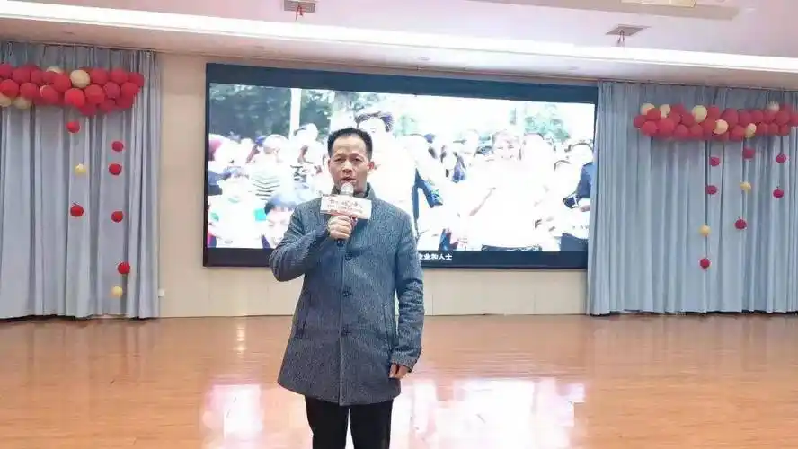 书写我的中国心麓山妙笔红色课堂走进衡阳市祝融小学