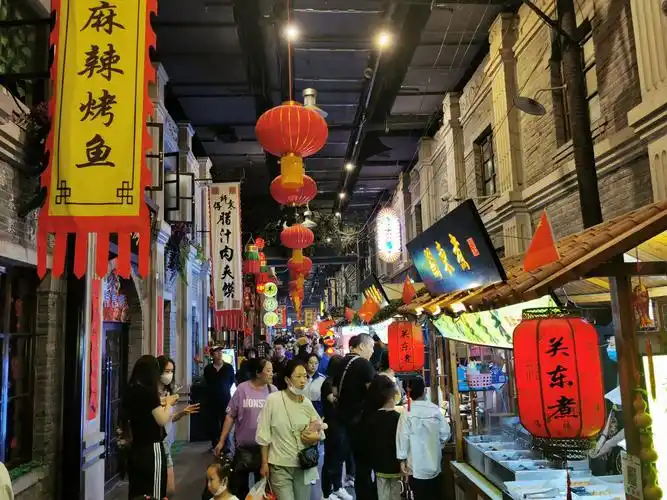 丹东的发展从一条繁荣的"安东老街"说起