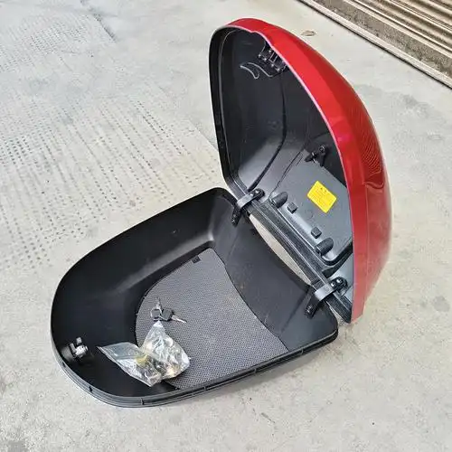 适用新大洲本田dio迪奥sdh125t273033摩托摩托车车尾后备摩托车尾箱