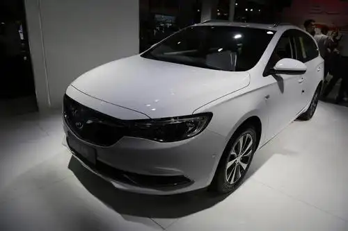 别克阅朗,12万级别多功能旅行车,车展实拍!