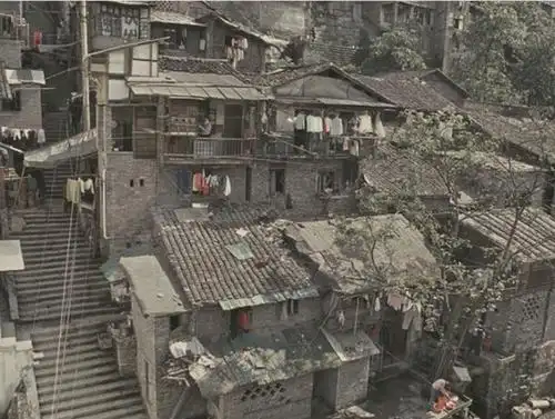 年轻人也喜巴渝风 记录老重庆画册获追捧