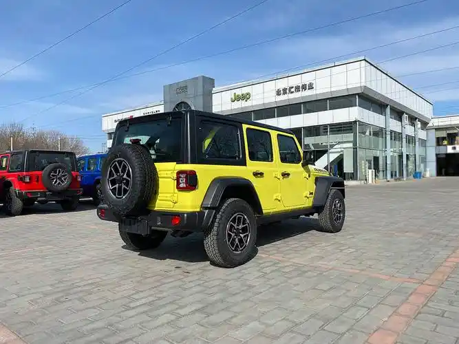 2024款jeep牧马人罗宾汉四门版荧光黄到店北京第一台实拍首发