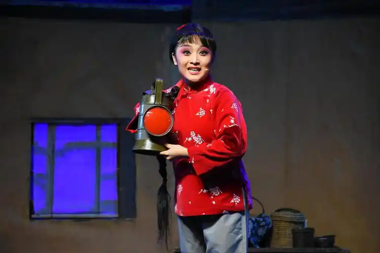 成都市京剧研究院现代京剧《红灯记》《沙家浜》《杜鹃山 .