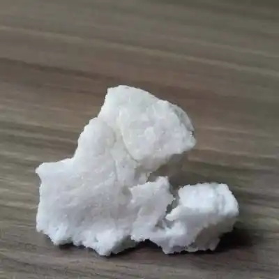 供应日用瓷用高白无黑点的锂长石粉原料