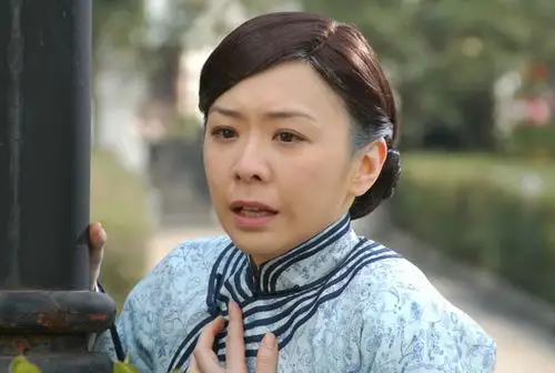 船娘雯蔚资料页_娱乐资料库_新浪娱乐_新浪网