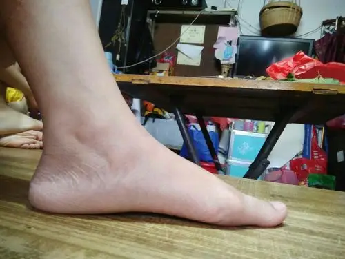 我这样算平足吗?