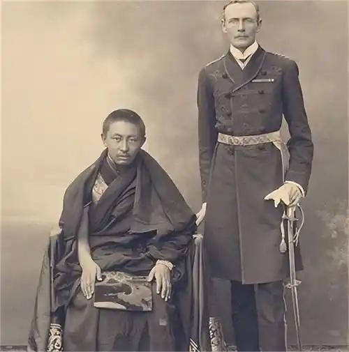 英国太子,班禅道:我只跪拜我大皇帝,其余人不行_康诺_活佛_西藏地区