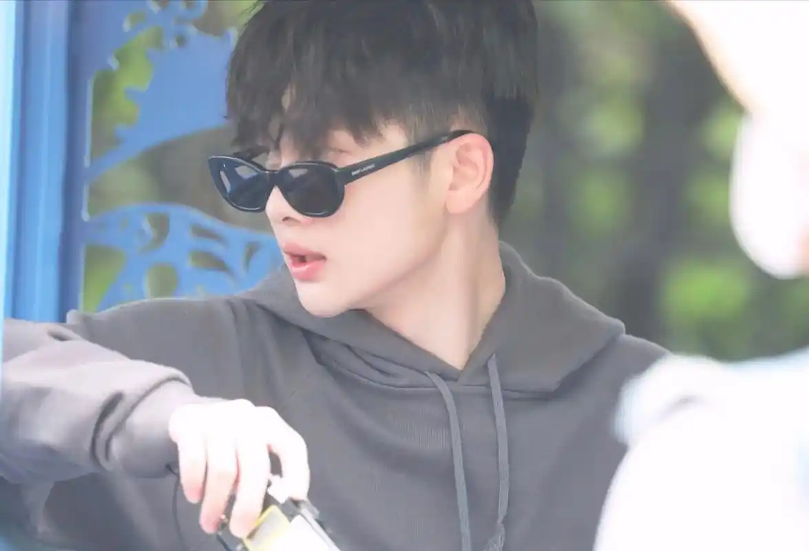 r1se #r1se值得被爱 #神仙爱豆 #回忆杀 you - 抖音