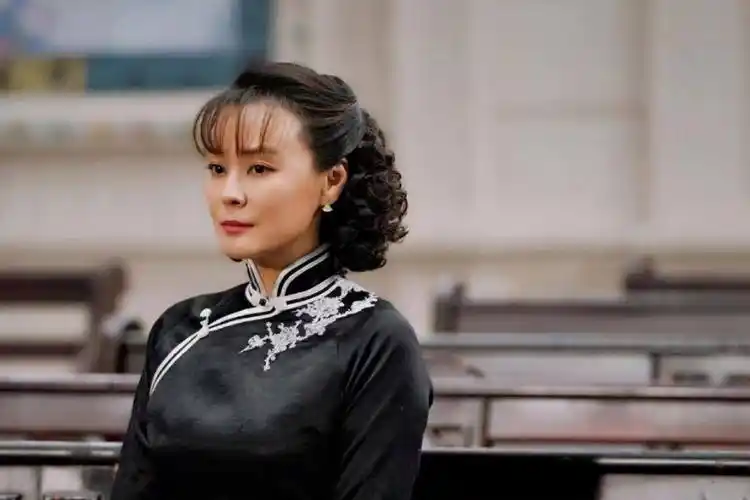 梁爱琪合作李现没火演庆余年没红今凭珠江人家出圈