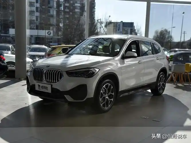 宝马轿车和suv哪个好,宝马轿车和suv长途哪个开着舒服