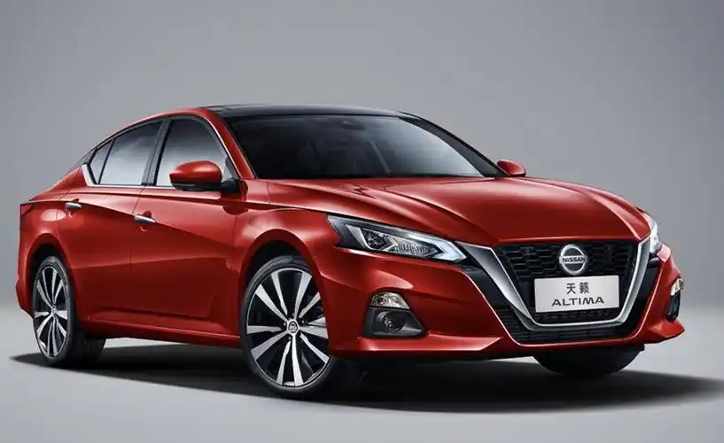 日产新天籁中保研碰撞成绩出炉,满眼的绿g,车顶强度优于美版