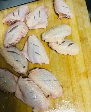 超简单可乐鸡翅的做法 步骤1