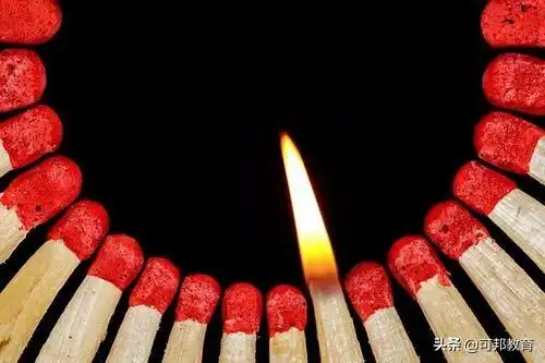 中考经典化学实验题-红磷在氧气中燃烧的现象