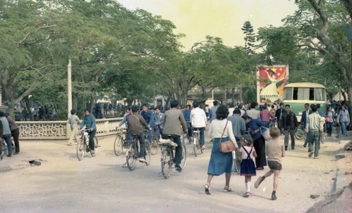 美国人拍摄1979年的深圳,当年这里还是个普通小镇