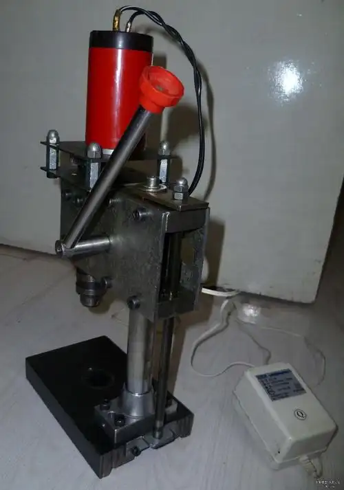 自制小台钻(机头整体升降式)