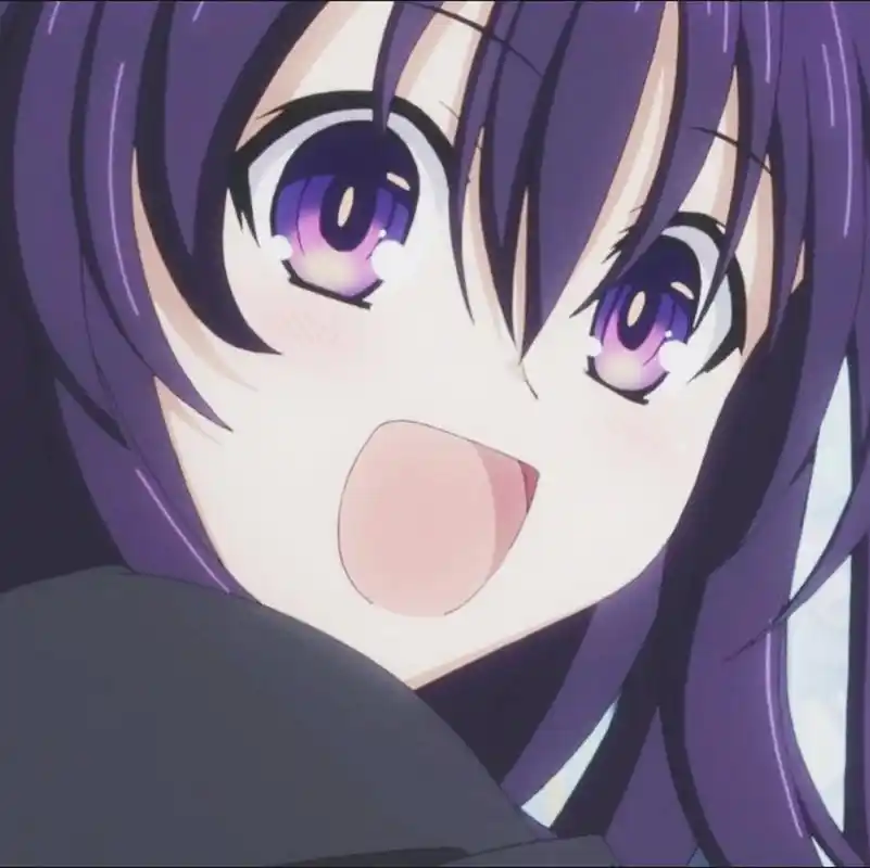 夜刀神十香是一个外表年龄16岁,与迷团般的大爆炸一并现身于士道前的