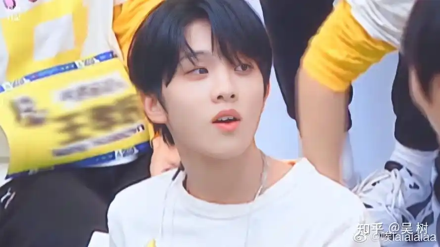 创4里面唱歌很好听的vocal张星特以前是个什么样的人有没有黑料可以