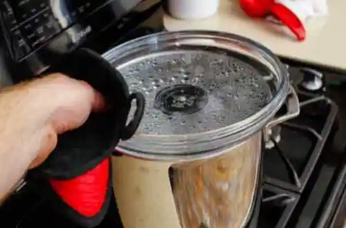 什么是蒸馏水在家自制了一桶蒸馏水