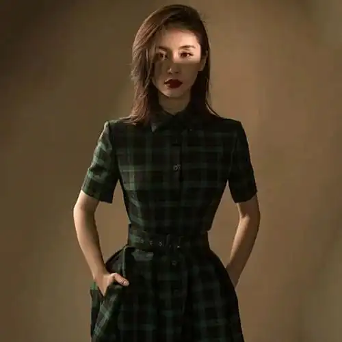 王子文明星同款绿色格纹下摆毛边小众复古收腰连衣裙女显瘦格子裙