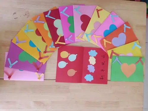 爱心贺卡 祝福多——二十九中附属幼儿园朵朵班手工制作活动纪实