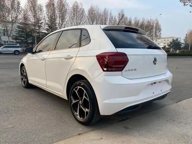 大众 polo  2019款  plus 1.5l 自动炫彩科技版图片