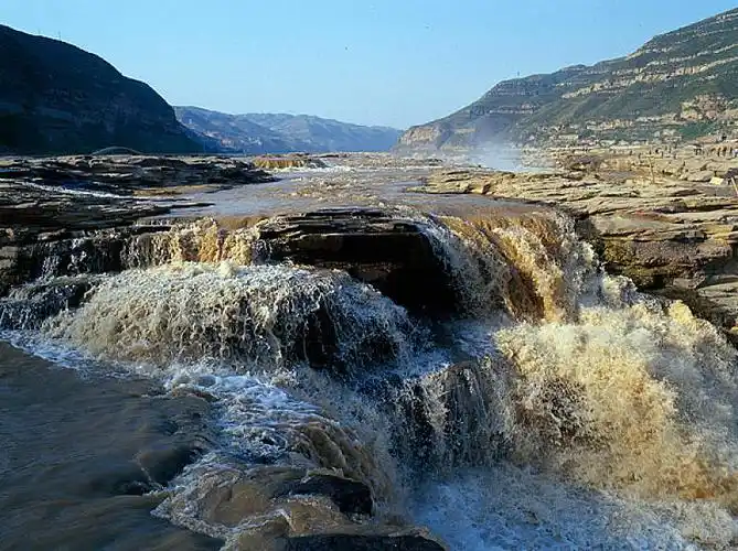 黄河壶口瀑布图片_黄河壶口瀑布高清图片_全景视觉