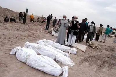 组图:中国国际救援队抵达伊朗地震灾区展开救援