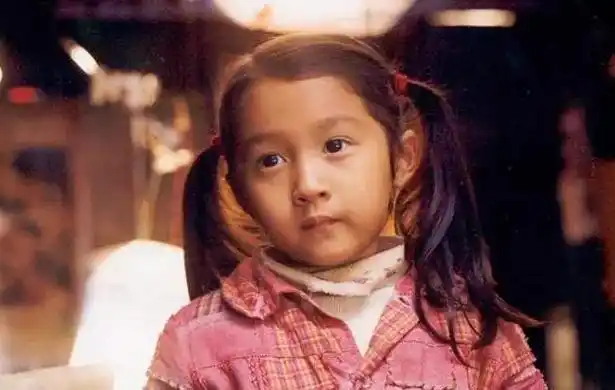 关晓彤也成合影杀手?逆天大长腿秒杀同框众女神