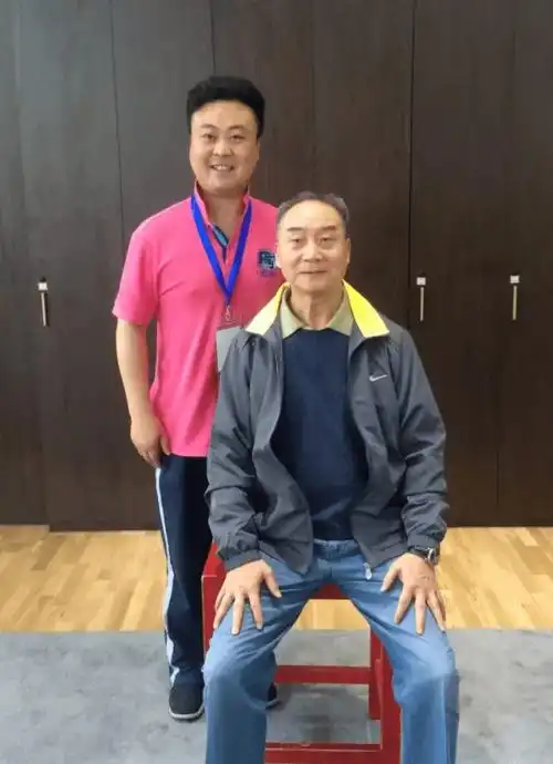 老生,师从豫剧名家贾廷聚,贾文龙,杨国民,丁建英,李庚春,袁国营等老师