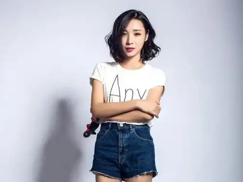 知名游戏主播"女流"生活照曝光,没想到是这样的人