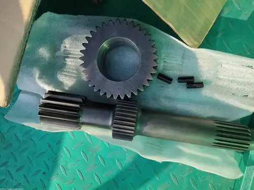 销售:沧州雷沃欧豹拖拉机m454-e配件