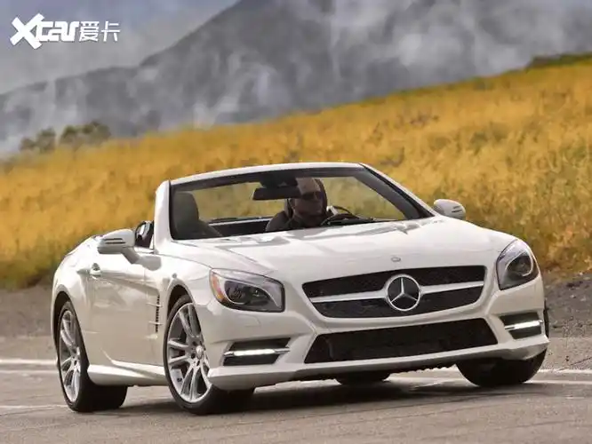 奔驰跑车系列(2 2布局的4座敞篷车 全新梅赛德斯-amg sl全球首发)