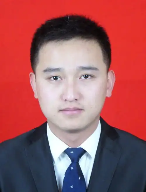 求ps高手帮我把证件照领带ps成红色的,有没得帮忙的?